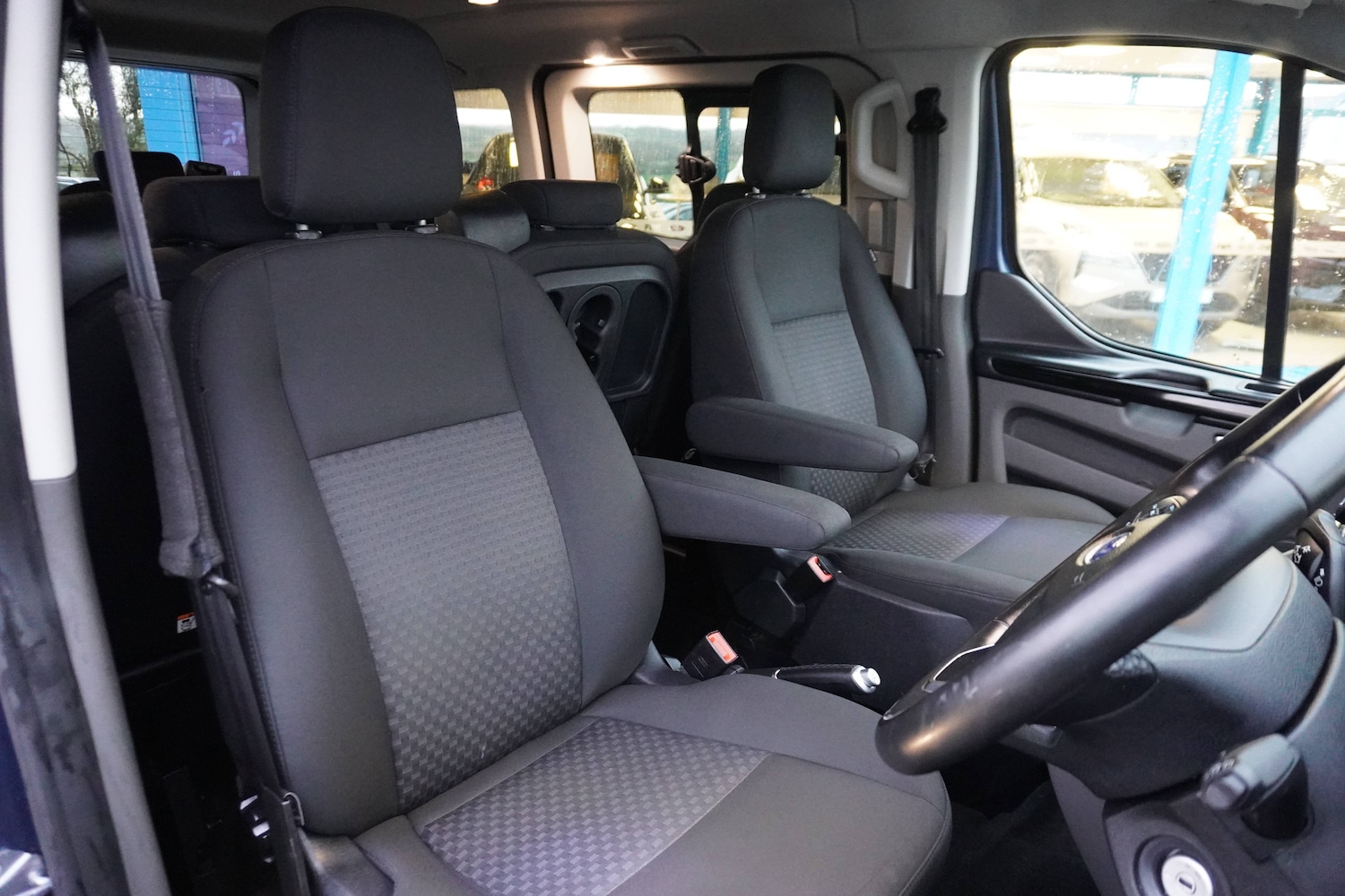 Used Ford Tourneo Custom 2022 for sale - 76598612: Photo 6