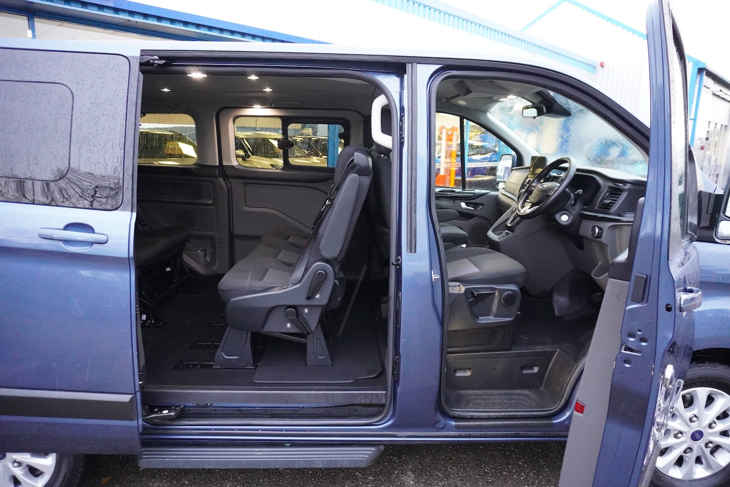 Used Ford Tourneo Custom 2022 for sale - 76598612: Photo 7