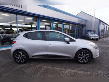 Used Renault Clio 2025 for sale - 76819559: Photo