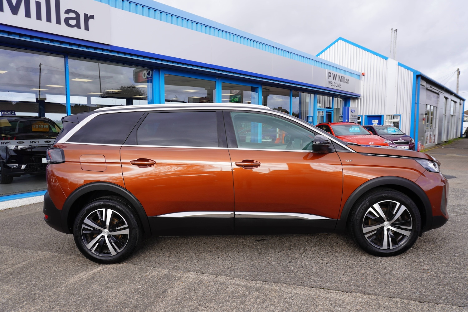 Used Peugeot 5008 2023 for sale - 76598703: Photo 2
