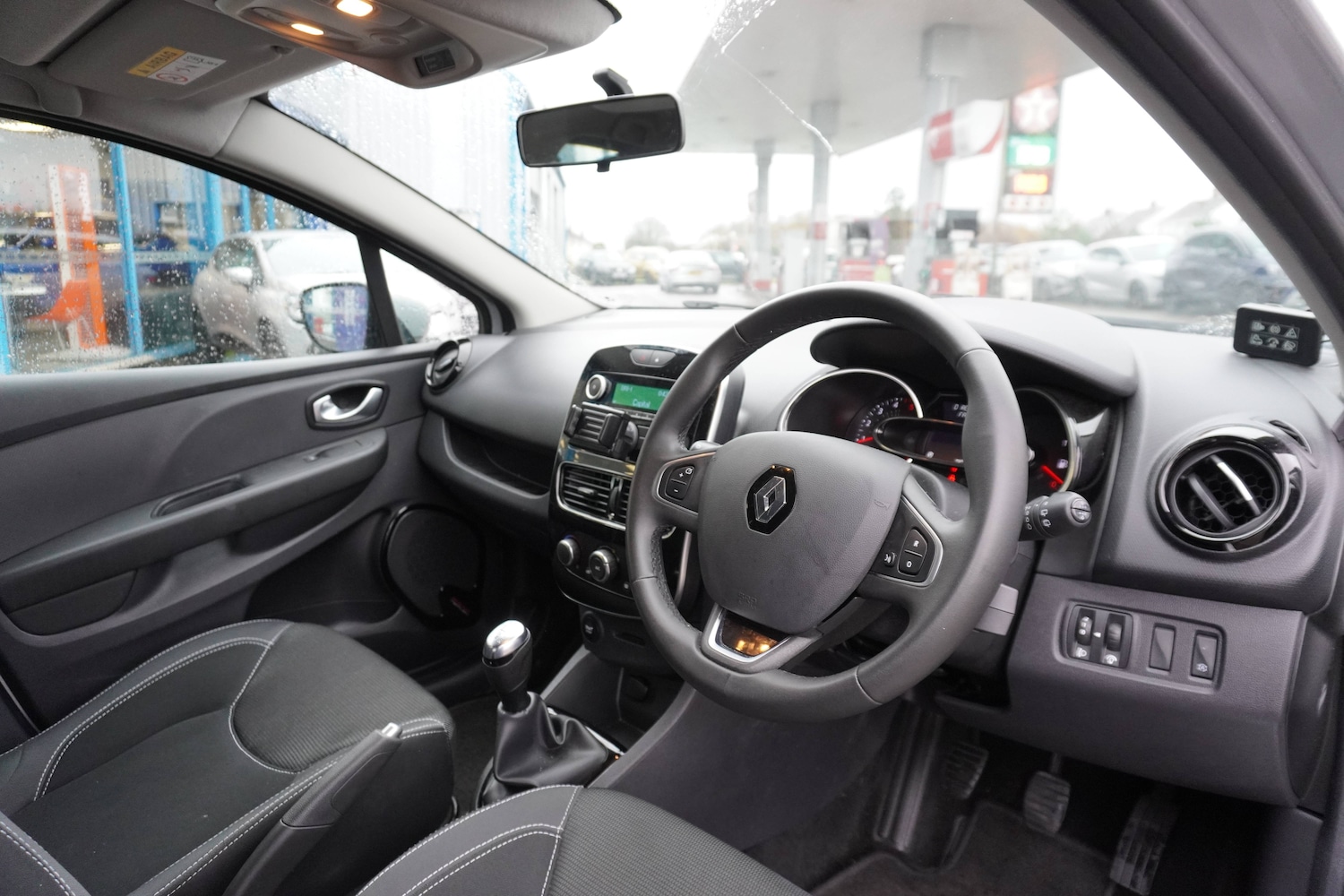 Used Renault Clio 2025 for sale - 76598607: Photo 4