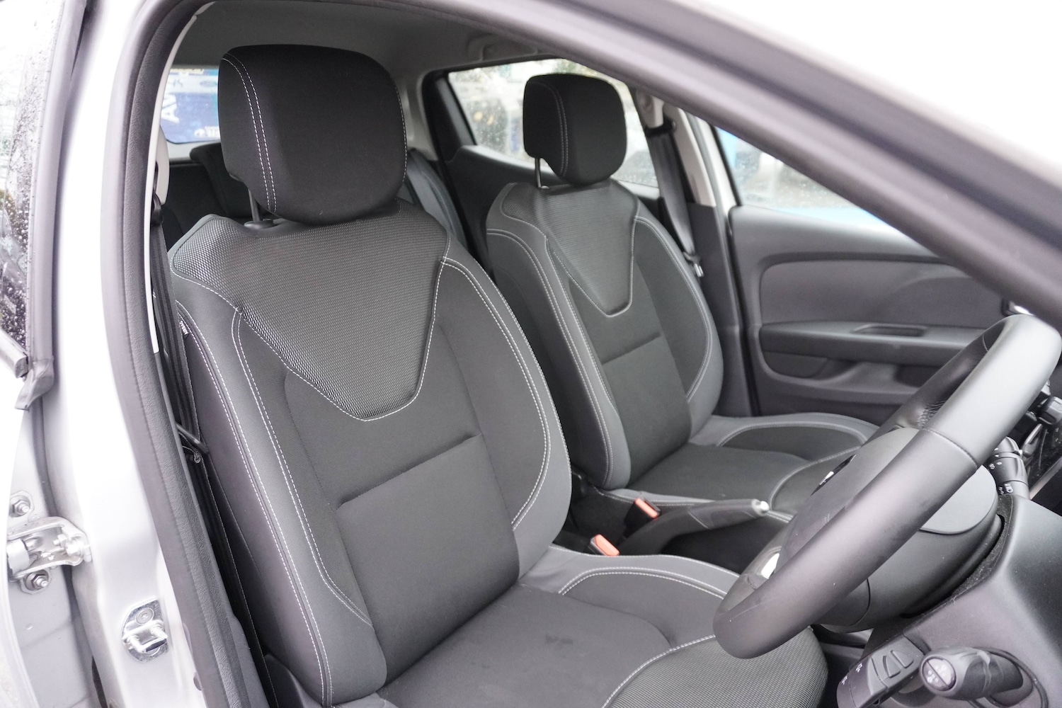 Used Renault Clio 2025 for sale - 76598607: Photo 9