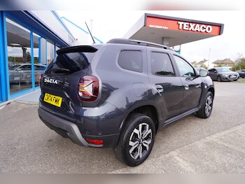 Used Dacia Duster 2025 for sale - 76598645: Photo