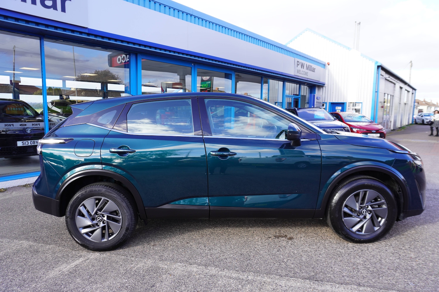 Used Nissan Qashqai 2024 for sale - 76598656: Photo 2