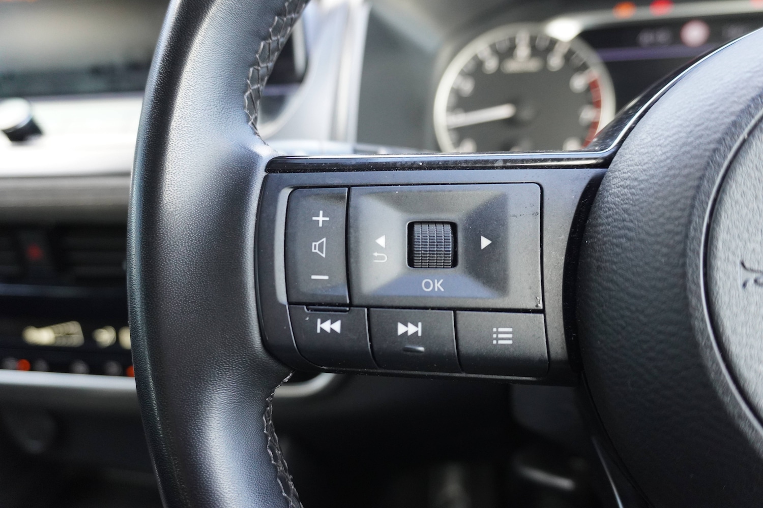 Used Nissan Qashqai 2024 for sale - 76598656: Photo 26