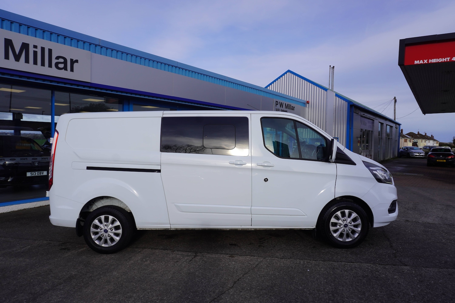 Used Ford Transit Custom 2023 for sale - 77152424: Photo 2