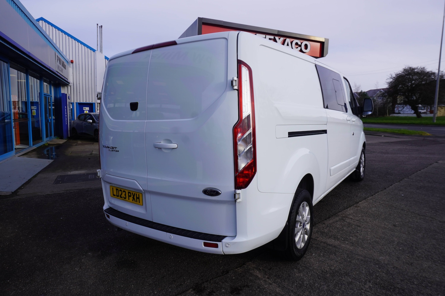 Used Ford Transit Custom 2023 for sale - 77152424: Photo 3