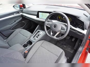 Used Volkswagen Golf 2022 for sale - 76598641: Photo