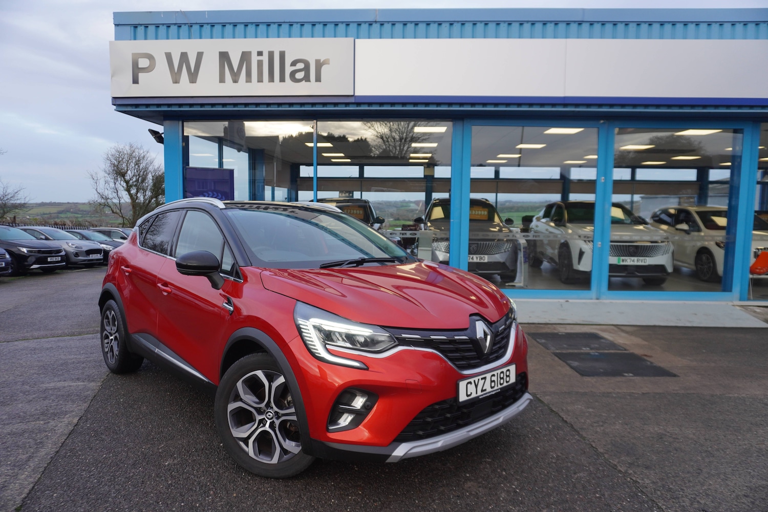 Used Renault Captur 2024 for sale - 76879647: Photo 1