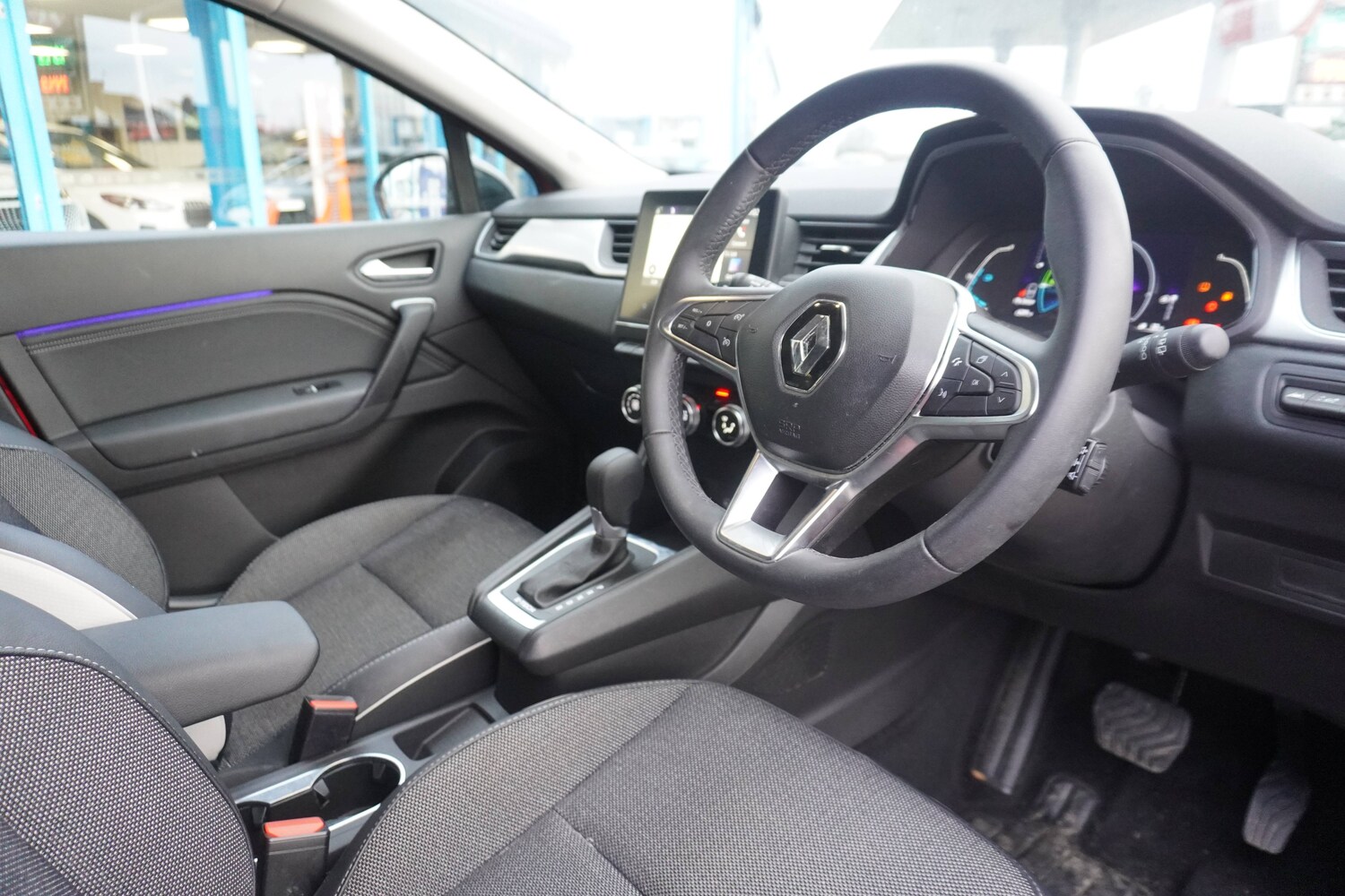 Used Renault Captur 2024 for sale - 76879647: Photo 13