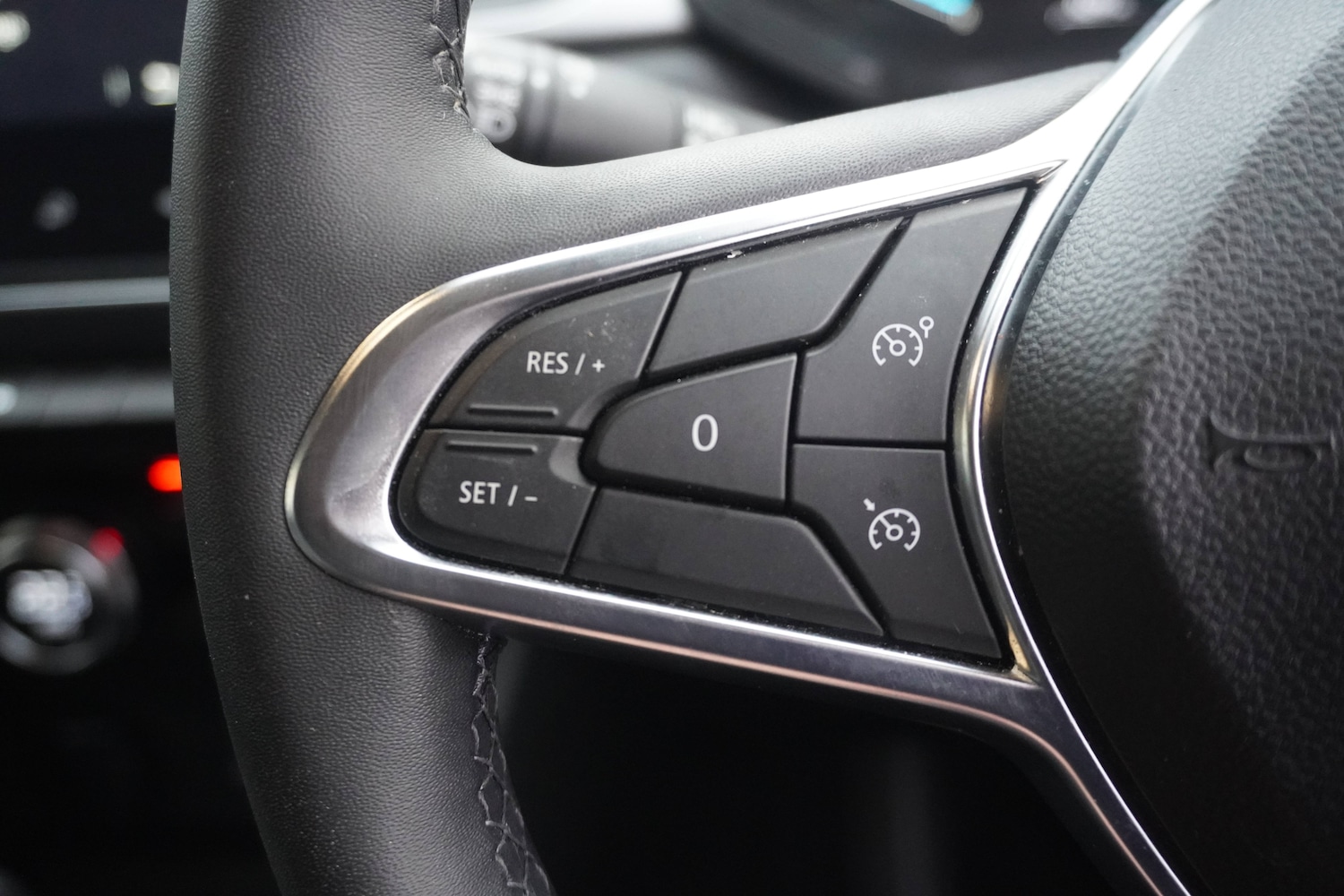 Used Renault Captur 2024 for sale - 76879647: Photo 16