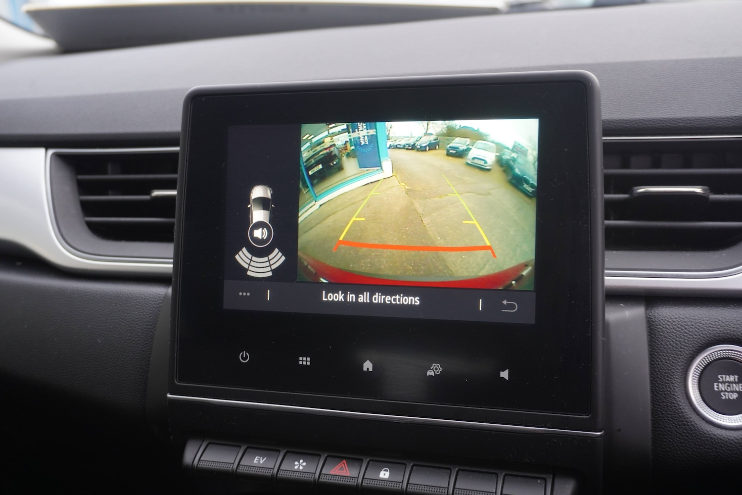 Used Renault Captur 2024 for sale - 76879647: Photo 7