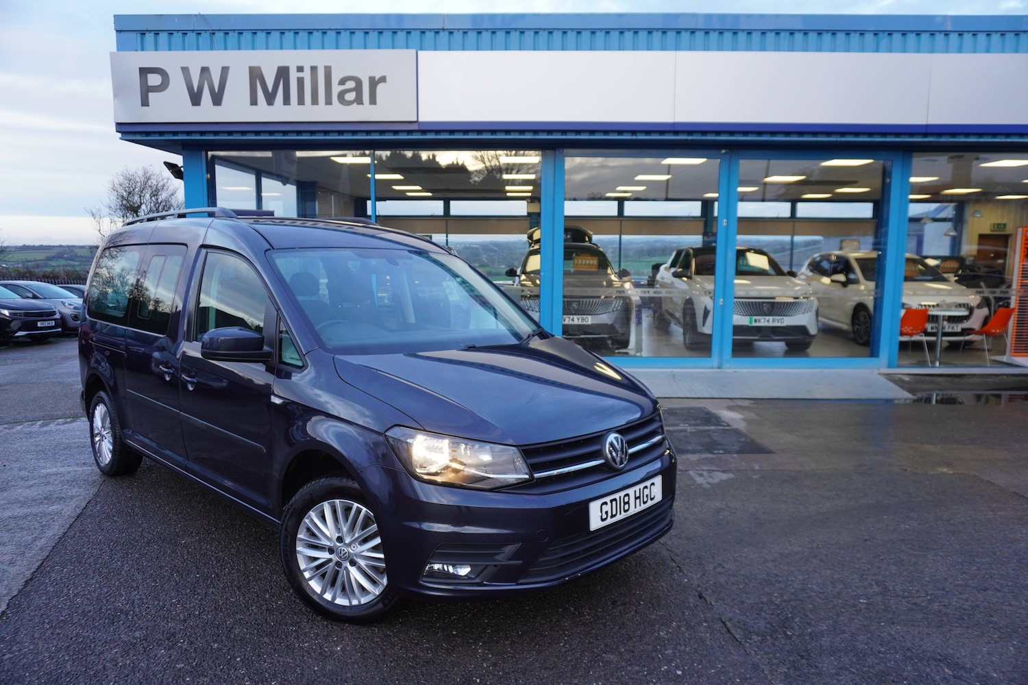 Used Volkswagen Caddy Maxi Life 2018 for sale - 76931465: Photo 1