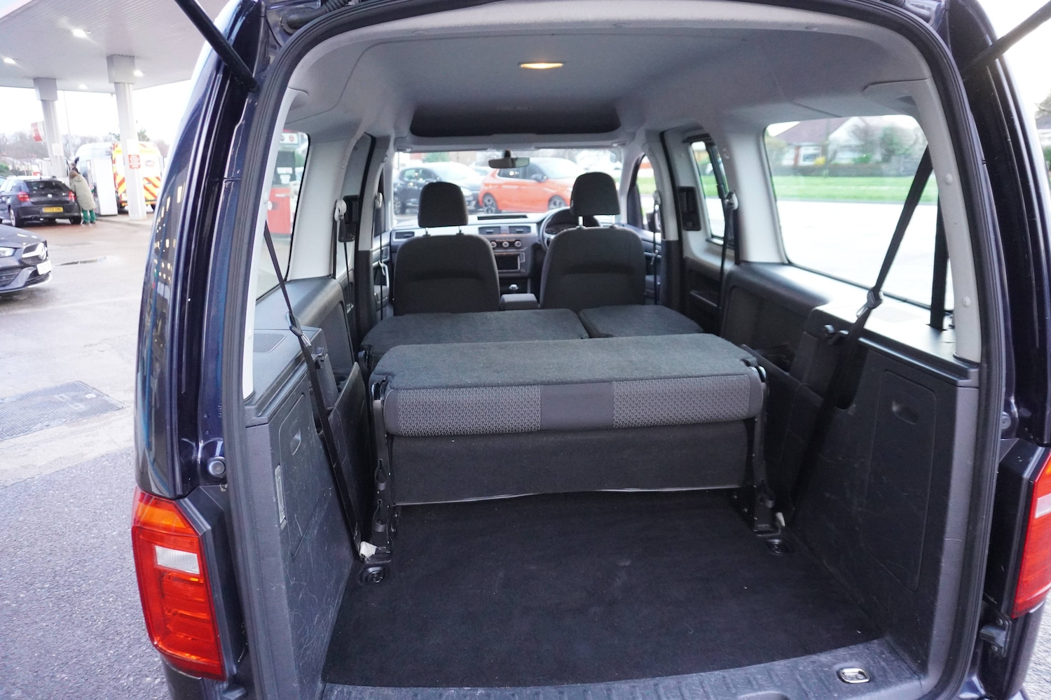 Used Volkswagen Caddy Maxi Life 2018 for sale - 76931465: Photo 14