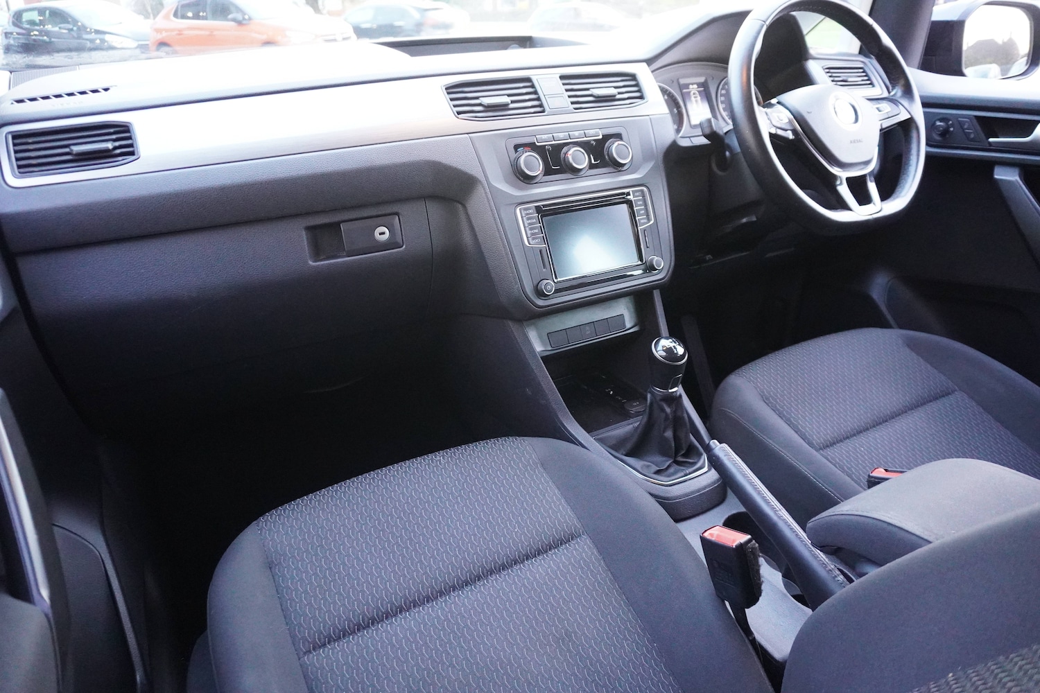 Used Volkswagen Caddy Maxi Life 2018 for sale - 76931465: Photo 20