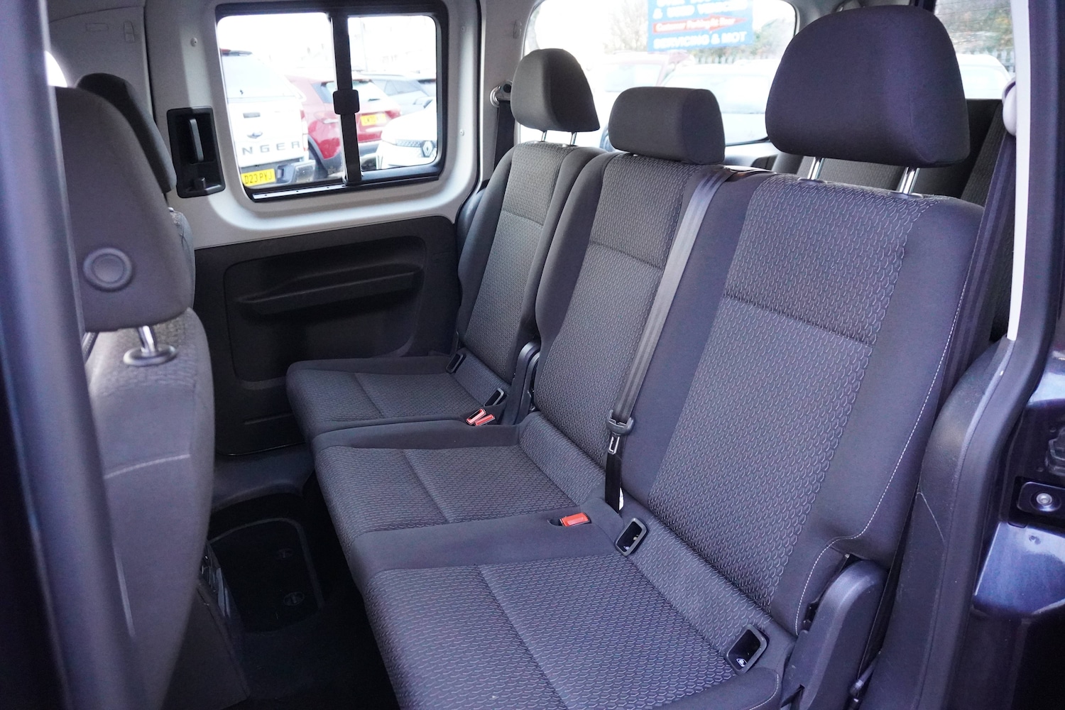 Used Volkswagen Caddy Maxi Life 2018 for sale - 76931465: Photo 25