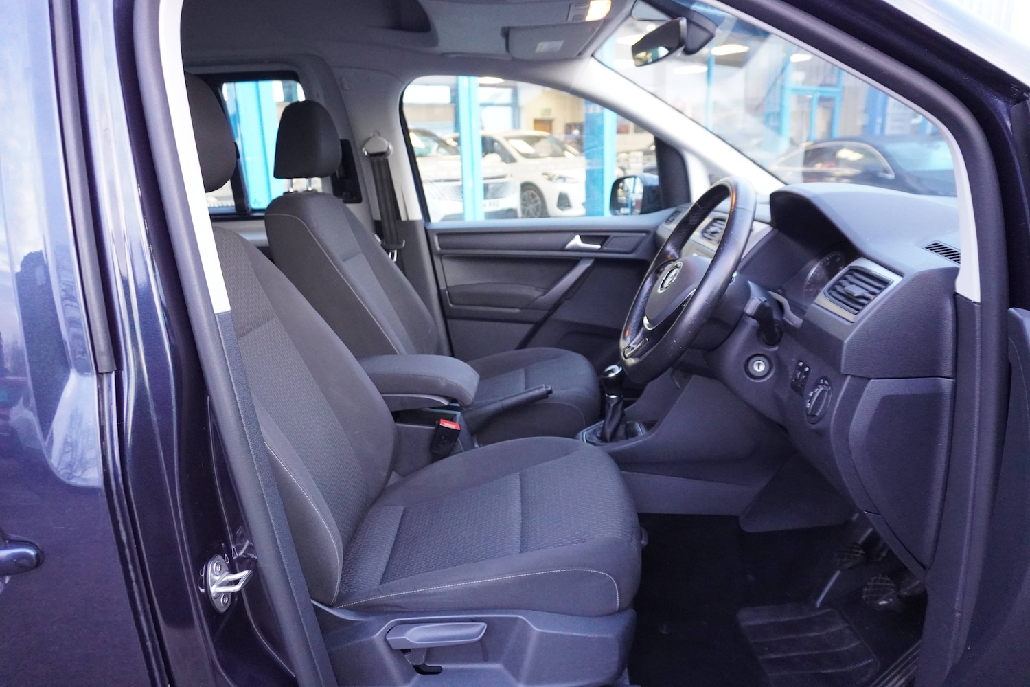 Used Volkswagen Caddy Maxi Life 2018 for sale - 76931465: Photo 6