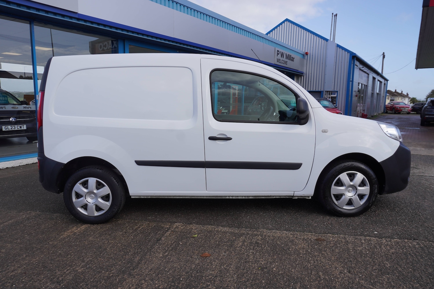 Used Nissan NV250 2021 for sale - 77128612: Photo 2