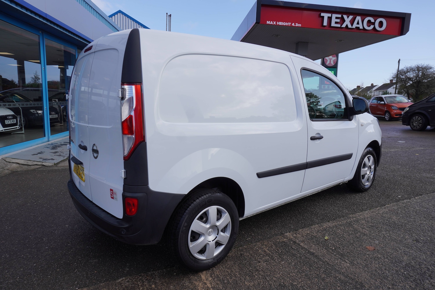 Used Nissan NV250 2021 for sale - 77128612: Photo 3