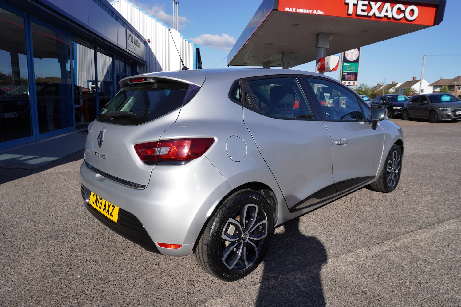 Used Renault Clio 2025 for sale - 76598723: Photo 3