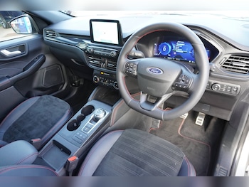 Used Ford Kuga 2024 for sale - 76598628: Photo