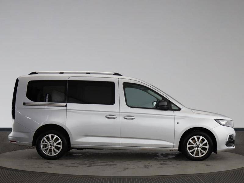 Used Ford Tourneo Connect 2022 for sale - 77223322: Photo 2