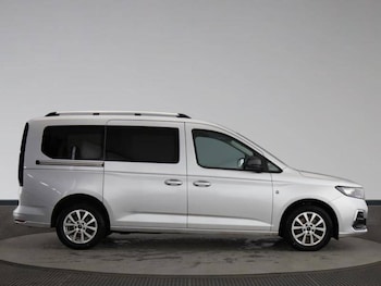 Used Ford Tourneo Connect 2022 for sale - 77223322: Photo