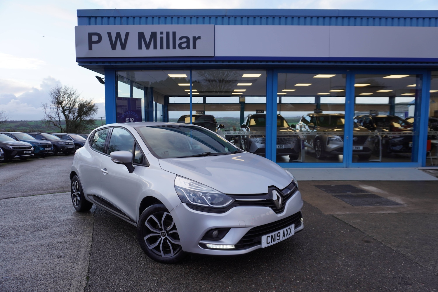 Used Renault Clio 2025 for sale - 76598647: Photo 1