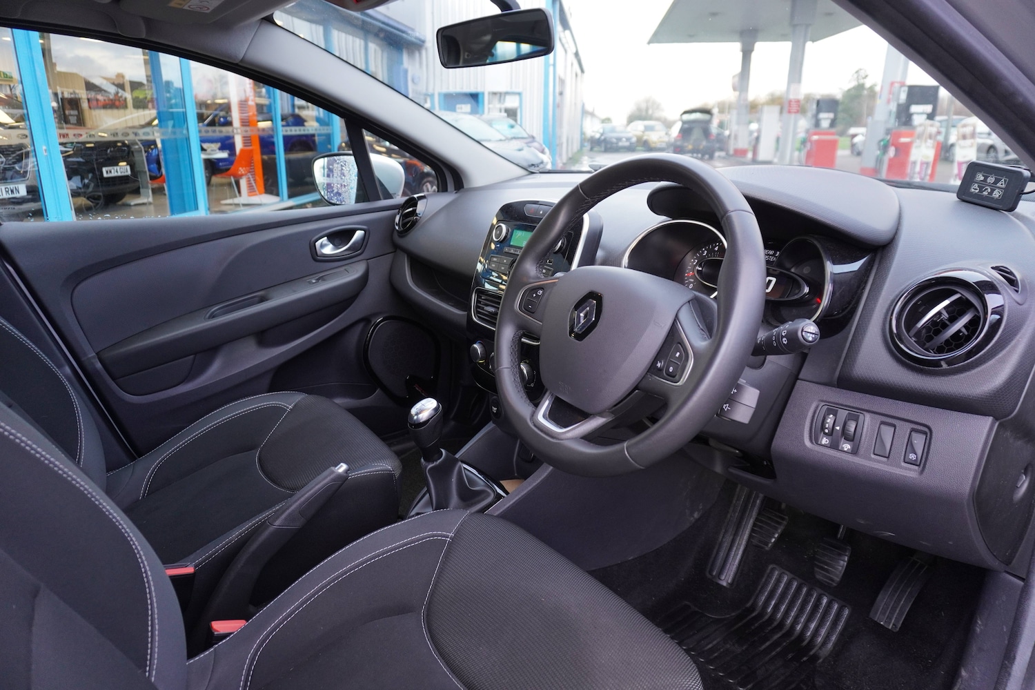 Used Renault Clio 2025 for sale - 76598647: Photo 4