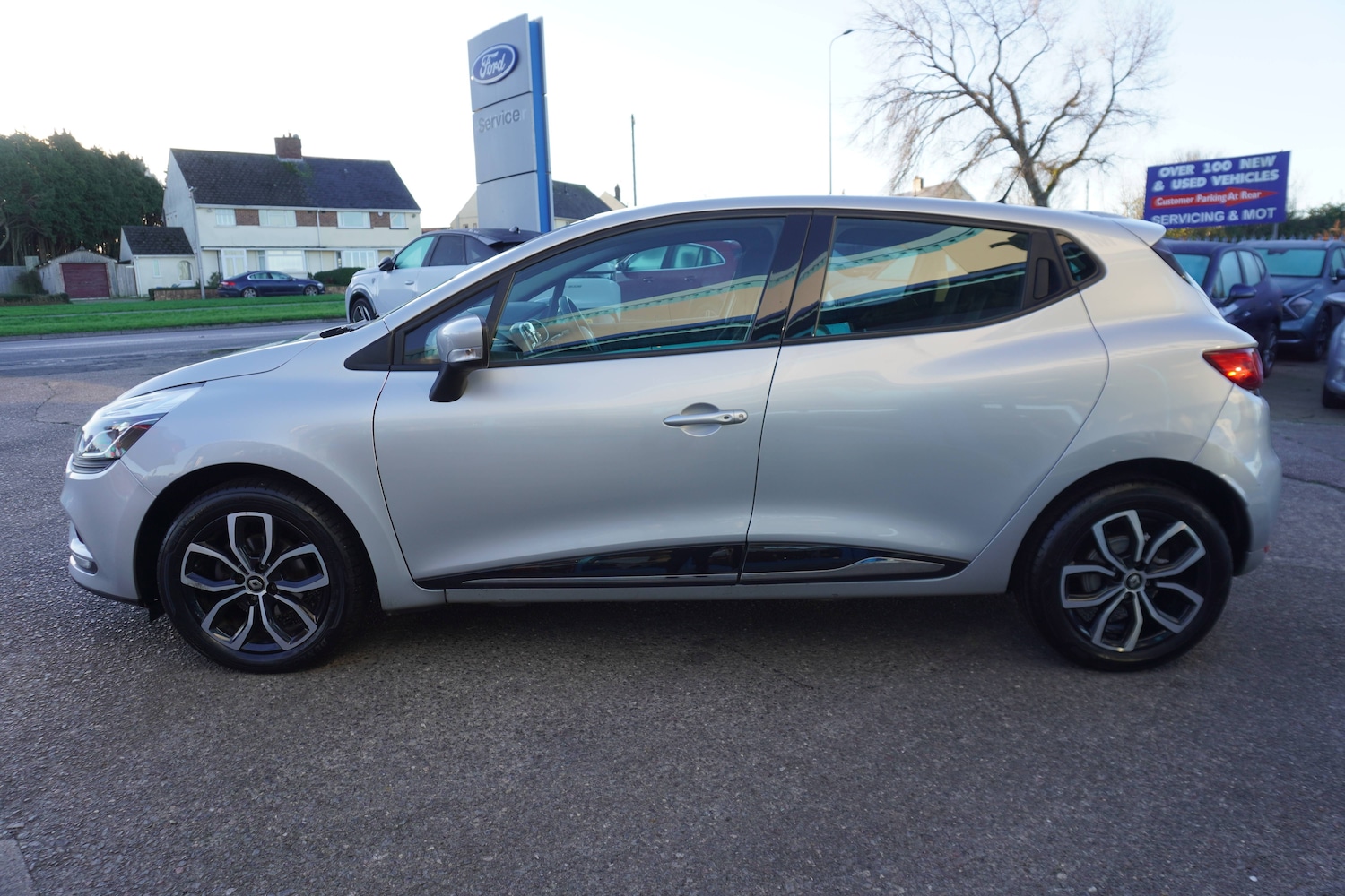 Used Renault Clio 2025 for sale - 76723398: Photo 13