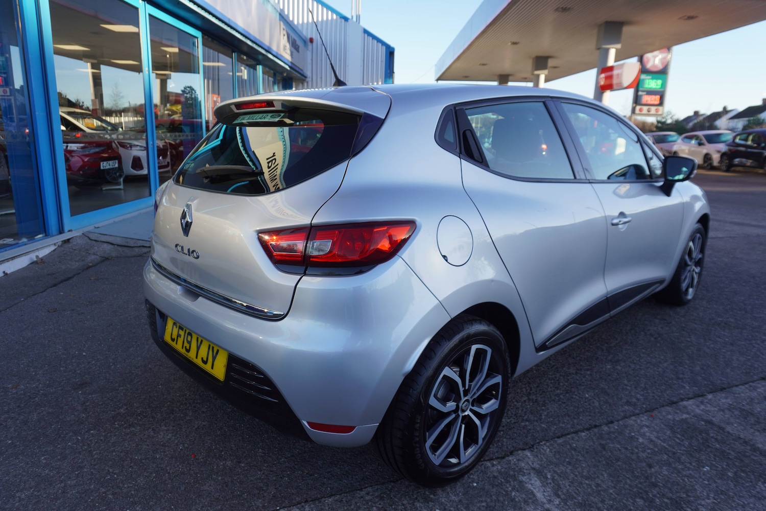 Used Renault Clio 2025 for sale - 76723398: Photo 3