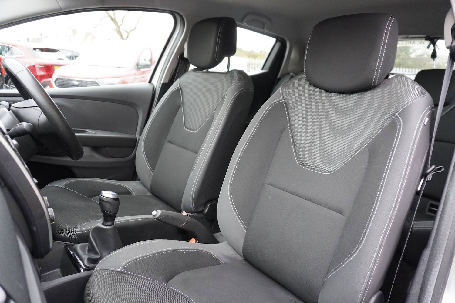 Used Renault Clio 2025 for sale - 76598710: Photo 10