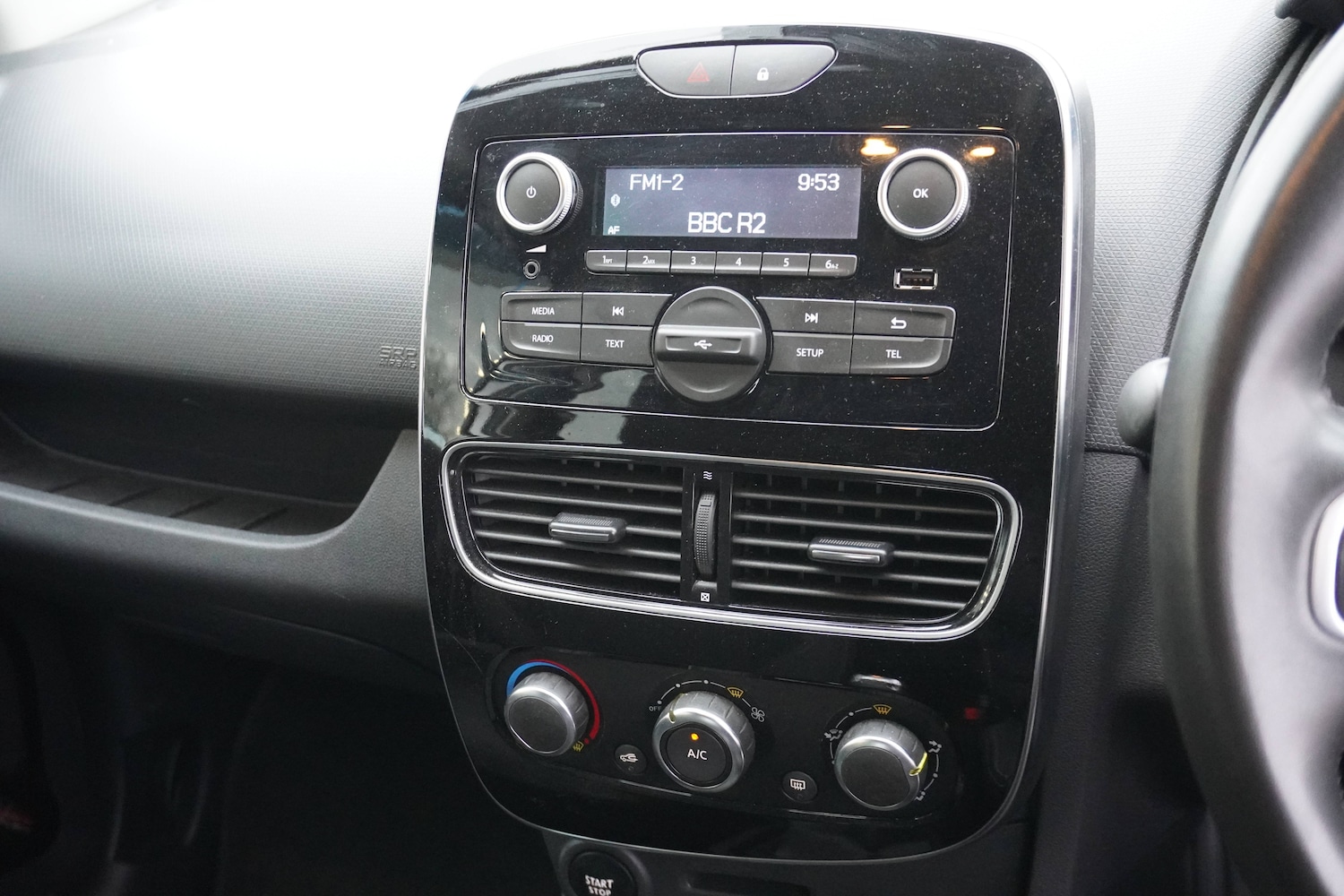 Used Renault Clio 2025 for sale - 76598710: Photo 5