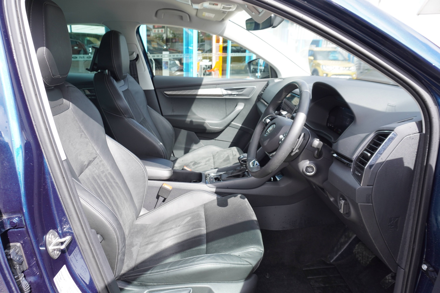 Used Skoda Karoq 2023 for sale - 76598646: Photo 6