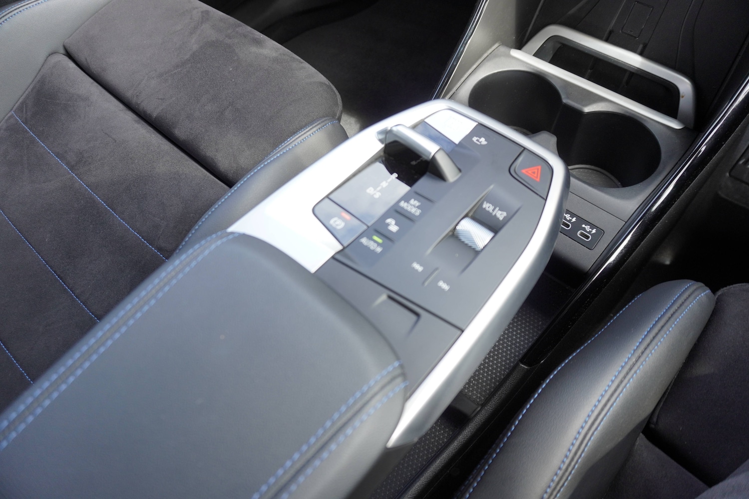 Used BMW 2 Series 2024 for sale - 76598700: Photo 10