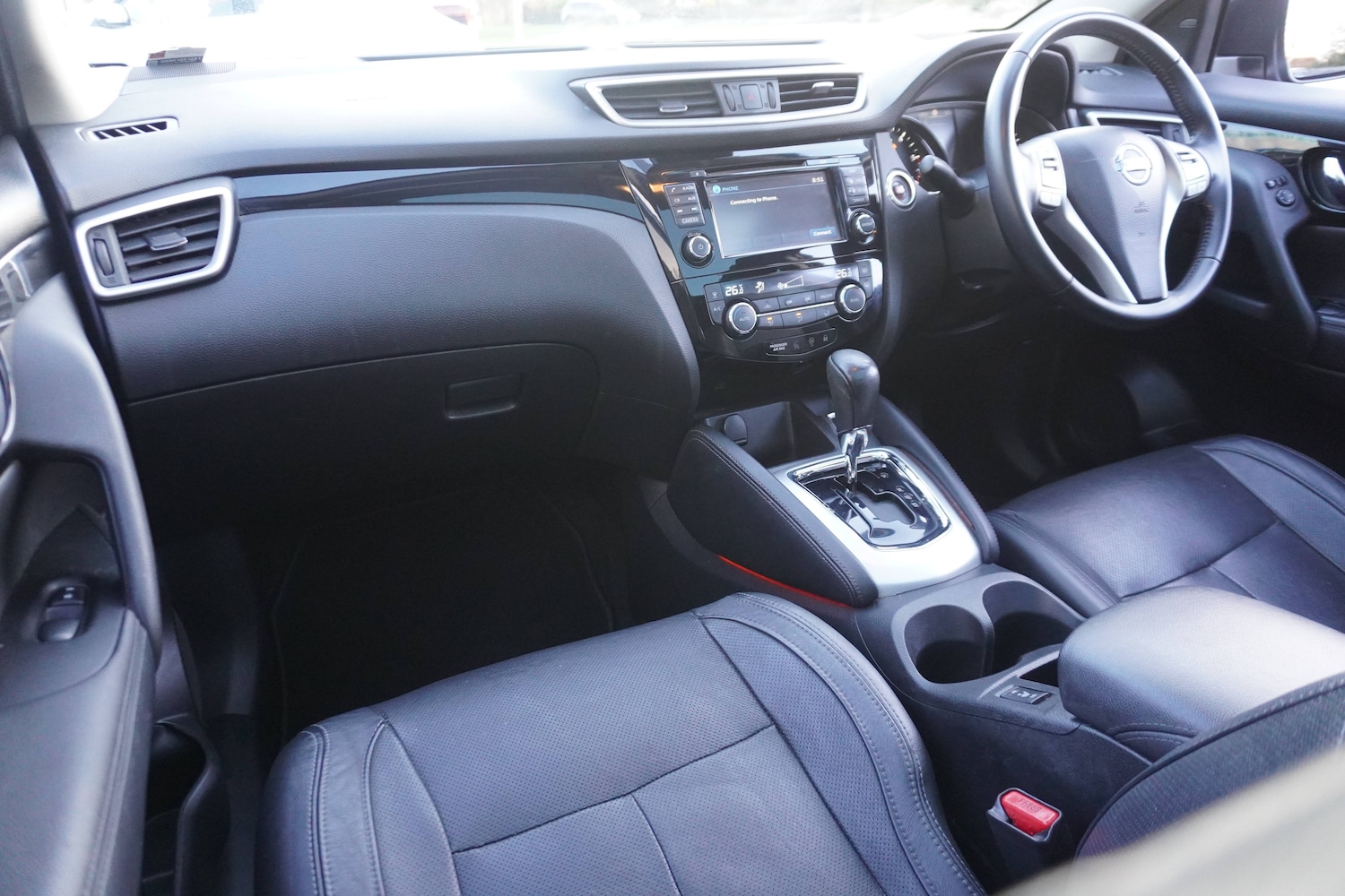 Used Nissan Qashqai 2017 for sale - 76798768: Photo 24