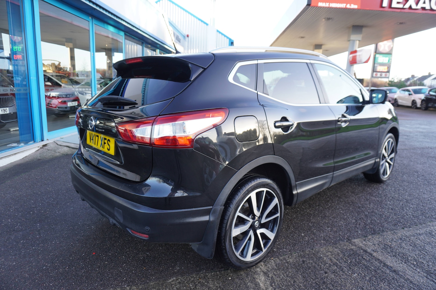 Used Nissan Qashqai 2017 for sale - 76798768: Photo 3