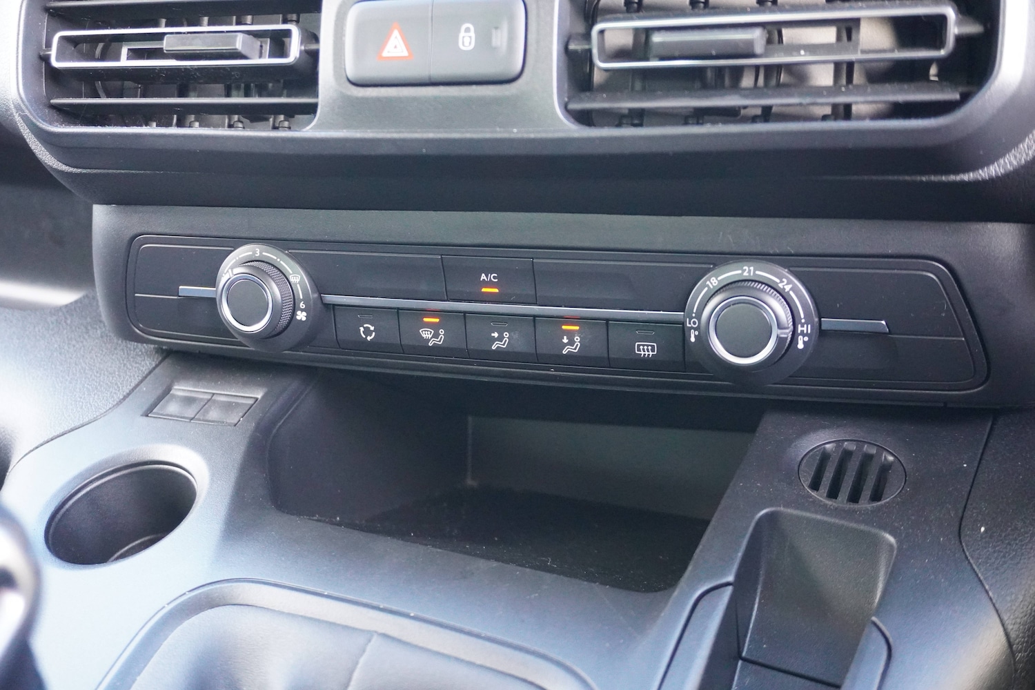 Used Vauxhall Combo Life 2022 for sale - 77006552: Photo 36