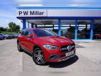 Used Mercedes-Benz GLA 2020 for sale - 76598689: Photo