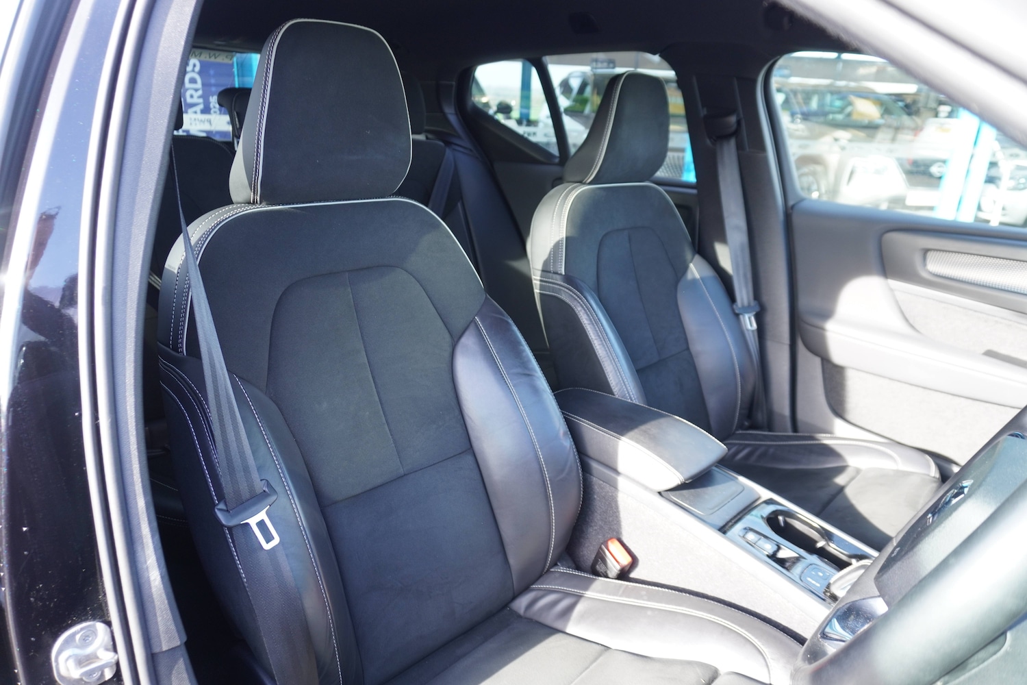 Used Volvo XC40 2022 for sale - 76598713: Photo 5