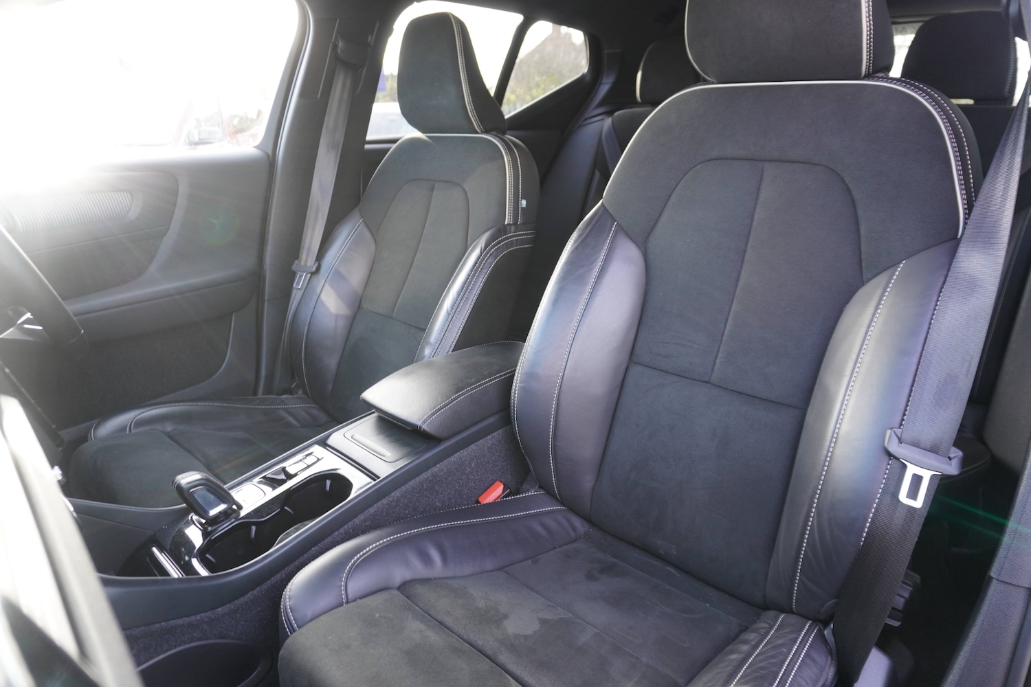 Used Volvo XC40 2022 for sale - 76598713: Photo 8