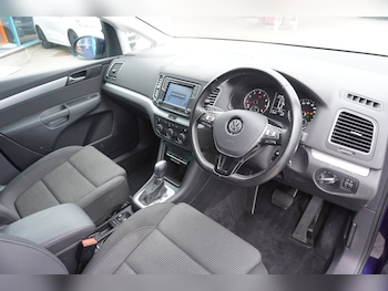 Used Volkswagen Sharan 2021 for sale - 76598602: Photo