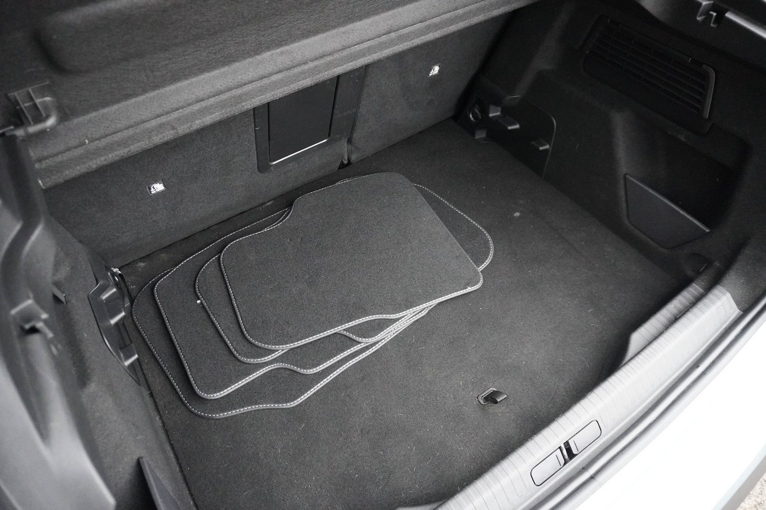 Used Citroen C4 2023 for sale - 76598650: Photo 17