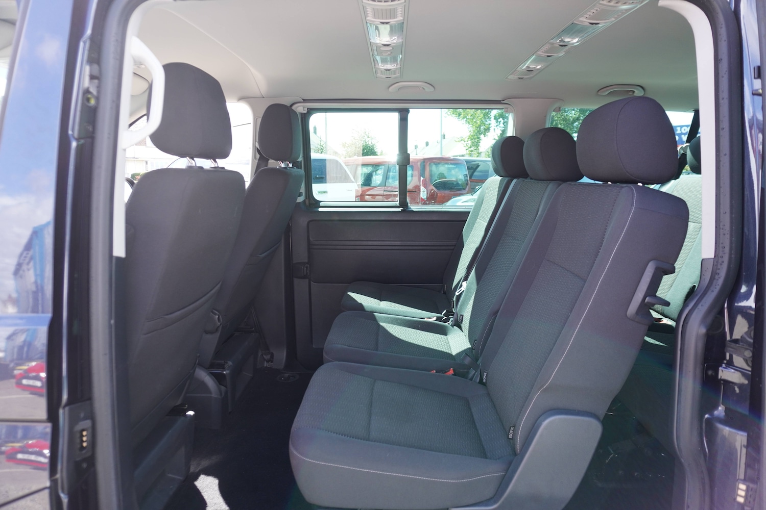 Used Volkswagen Transporter 2018 for sale - 76598640: Photo 25