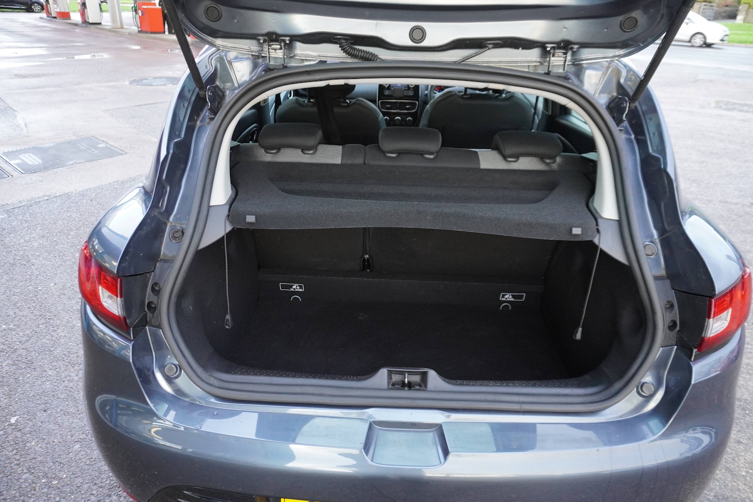 Used Renault Clio 2025 for sale - 76598720: Photo 12