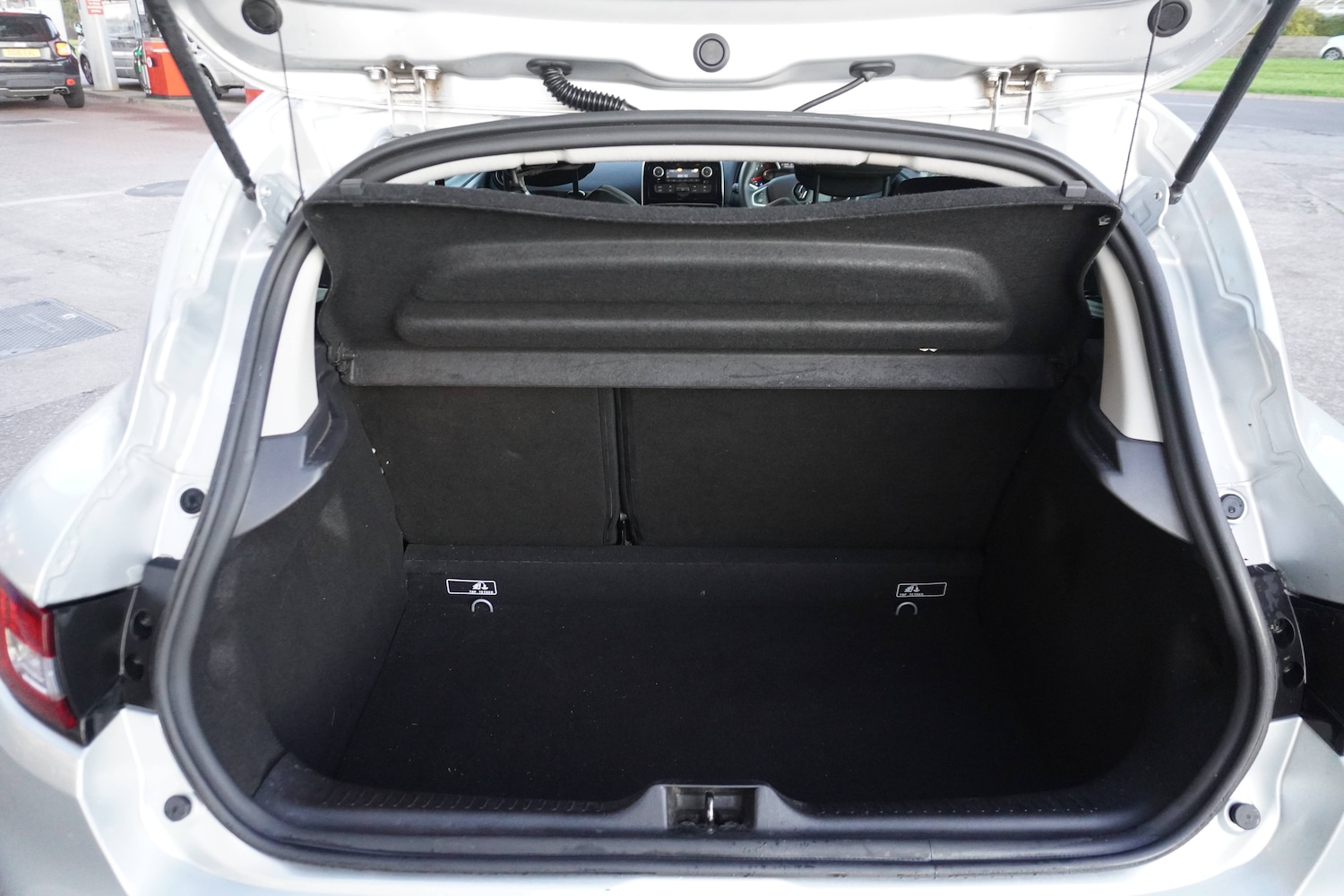 Used Renault Clio 2025 for sale - 76598718: Photo 12