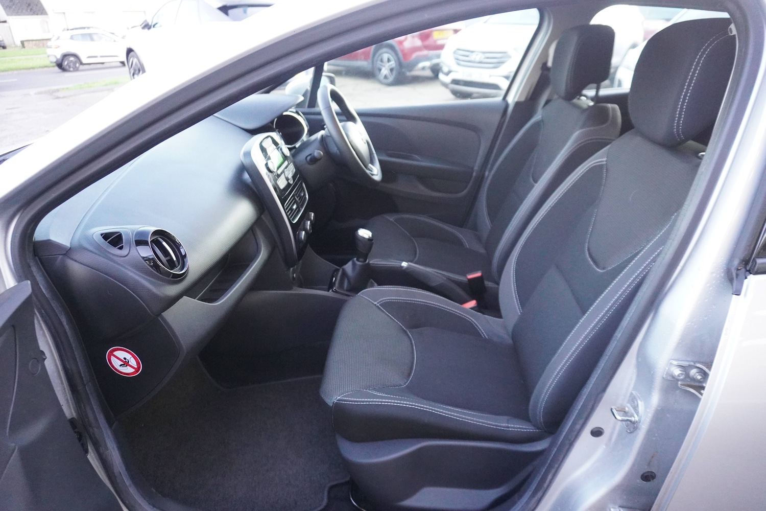 Used Renault Clio 2025 for sale - 76598718: Photo 9