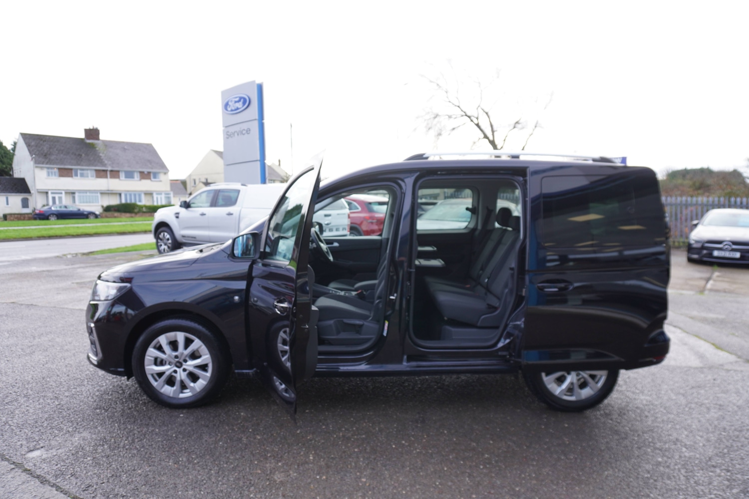 Used Ford Tourneo Connect 2024 for sale - 76879643: Photo 33