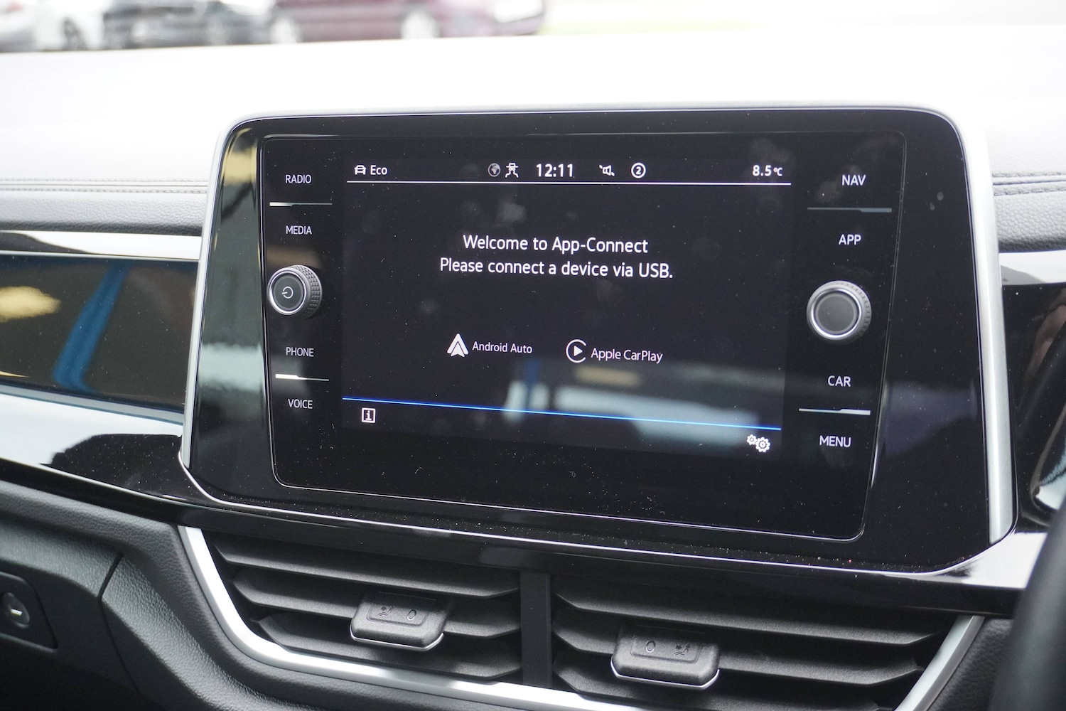 Used Volkswagen T-Roc 2023 for sale - 76694547: Photo 34