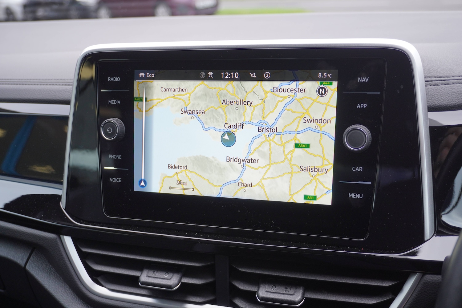 Used Volkswagen T-Roc 2023 for sale - 76694547: Photo 5